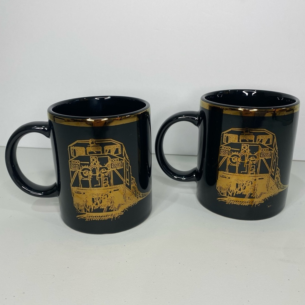 Vtg CP Rail System Twin Cities Terminal Heart Of The Heartland Coffee Train Mugs